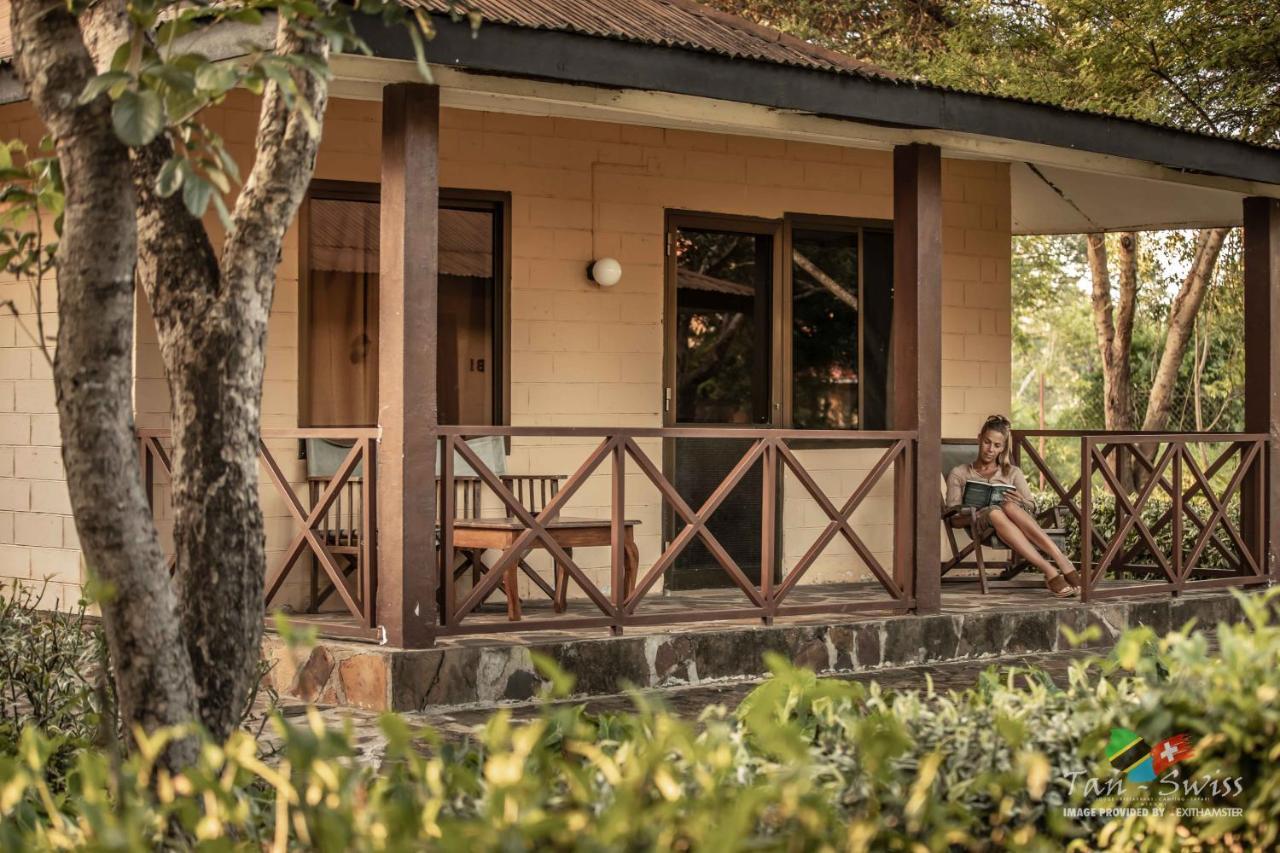 Tan-Swiss Lodge Mikumi Exterior foto